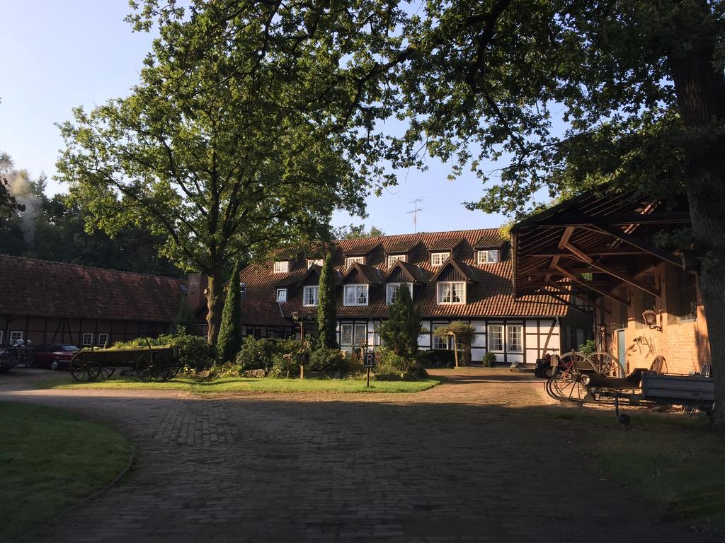Landhotel Gutshof Im Oertzetal In Oldendorf, Suedheide Херманнсбург Экстерьер фото
