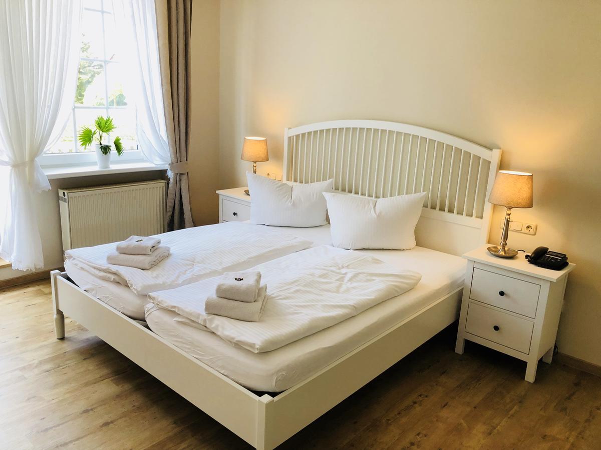 Landhotel Gutshof Im Oertzetal In Oldendorf, Suedheide Херманнсбург Экстерьер фото